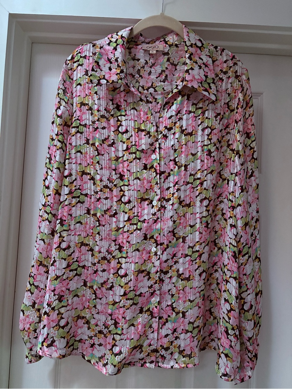 Floral Button-Front Blouse in Pink Floral